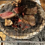 炭火ホルモン焼酒場 恵の家 - 