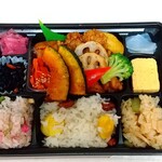 おこわ米八 - 料理写真:「黒酢のチキン野菜和え弁当」
