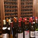 ドミニク・ブシェ トーキョー - 内観 ワインセラー