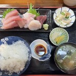 しおかぜ - 料理写真:刺身定食 1,200円