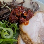 味心 - 秘伝辛味だれを少々