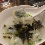 王さんの餃子 - スープ餃子