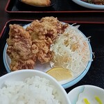 台湾料理 福祥居 - 若鶏の唐揚げ定食