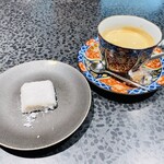 イチリン ハナレ - ◆ココナッツ団子、珈琲