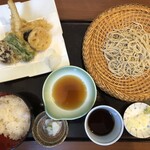 Sobashou Yabuizu - 野菜天ぷらセット（アップ）