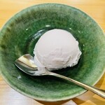 てんぷら 下村 - 桜アイス