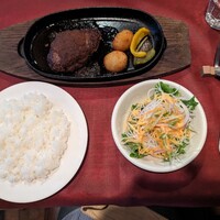 びふてき洋食存じやす - 