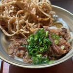 あご出汁うどん こがね丸 - 肉ごぼ天うどん