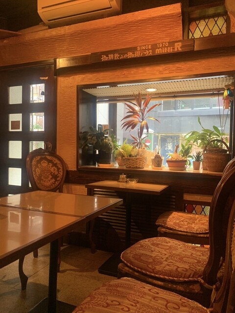 神戸港町にある小さな珈琲屋さん　 The world's only 