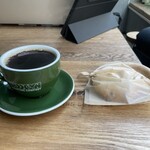 Brooklyn Roasting Company - DRIP COFFEE & CHOCOLATE CHIP COOKIE