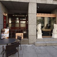 ベルジアンブラッスリーコート バレル - 店構え