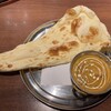 ディップラスナ - チキンカレーとプレーンナン♪