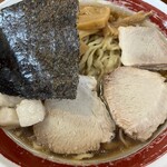 らー麺 たまや零式 - マナさんラーメン大盛の身入