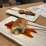 餃子酒場 ルーキー - 豚ニラチーズ串