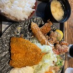 神宮前食堂 サンハウス - 