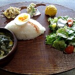 トロピカルリゾート ばうわう - 料理写真:サグチキンカレー