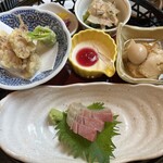 旬菜の味わい がら里 - 小松菜おひたし　ヒラマサ　ホタルイカ天ぷら　パンナコッタ　厚揚げ煮