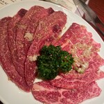 炭火焼肉 四谷山星 - 