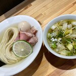 一番だしラーメン しんせん - 