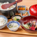 【春季限定】 鲷鱼饭饭桶和金枪鱼和鲣鱼的蝾螈Ryukyu膳