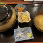 海鮮市場 どんどん - 海鮮丼（部長）1650円！