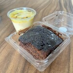 Tanaka's Bakery - 料理写真:チョコレートケーキ＆パッションフルーツのムース