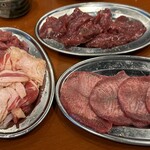 吉川ホルモン - 