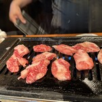 吉川ホルモン - 