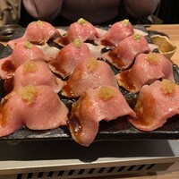 肉と日本酒いぶり 有楽町店 - 