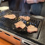 吉川ホルモン - 