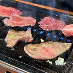 吉川ホルモン - 