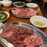 吉川ホルモン - 