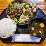 まちの駅 思季彩館 - きまぐれ定食？　750円