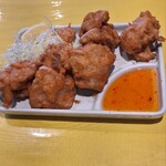 堀内チキンライス - ガイトート　(タイの唐揚げ)