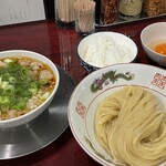 中華そば 辻 - バッチバチ牛ホル塩つけ麺　ホル増し