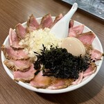 Menya Tabifuusha - 新潟燕三条らーめん煮干(麺大盛)
                        (鰹出汁の味玉,チャーシュー増し4倍)