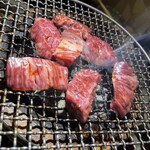 焼肉ホルモン 七厘いちわ - 