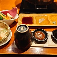 飛騨牛一頭家 馬喰一代 岐阜神田 - プレミアム馬喰ランチ　自家製豆腐　サラダ