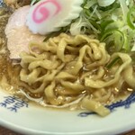 良温 - ちぢれ麺食べ応えあり