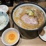 浅草 熟成味噌らーめん のりあき･美々 - 