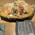 一東菴 - 天ぷらは海老と野菜８点で、なかなかのボリューム