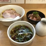 らぁ麺 和來 - 料理写真:特製つけ麺・レアチャーシュー丼