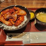 ドライブインいとう豚丼名人 - 