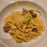 フィオレンティーナ - 自家製サルシッチャと春キャベツのスパゲティ