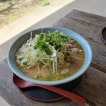 軽食もりむら - もつ煮ラーメン