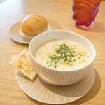 ル カフェ ヴィー - クラムチャウダー