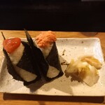 岸田屋 - おにぎり(めんたいこ・しゃけ)