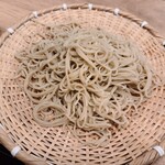 手打ち蕎麦 十色 - お蕎麦は細めです