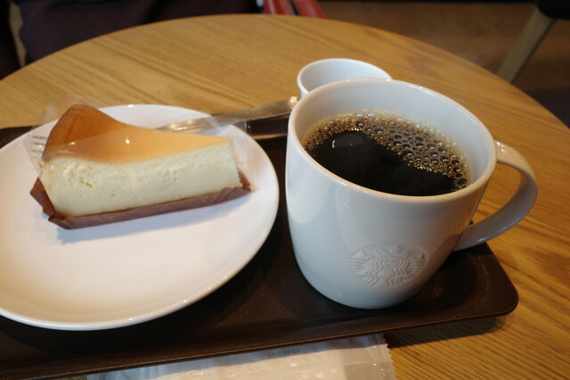 スターバックスコーヒー 天童鎌田店（STARBUCKS COFFEE） - 天童（カフェ）の写真