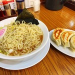 Nakamura Ya - しょうがら〜めん＆名物ジャンボ餃子3ケ